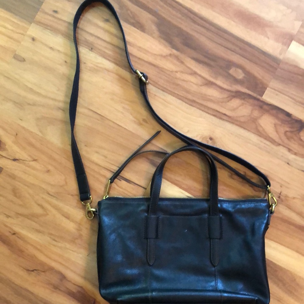 Fossil black crossbody/tote
